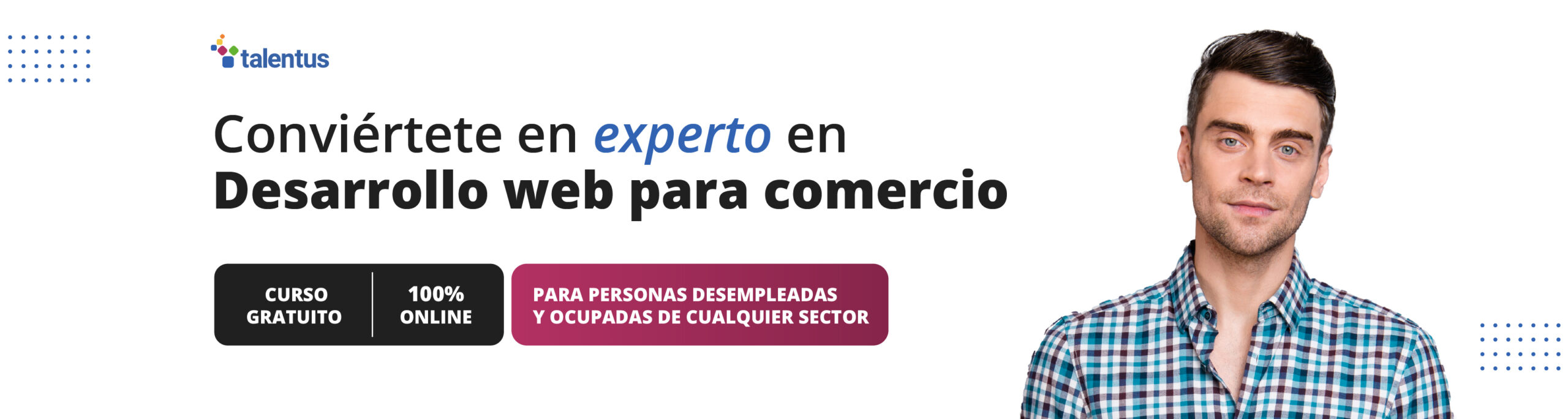 persona con información del curso de desarrollo web para comercio del SEPE, gratuito y online